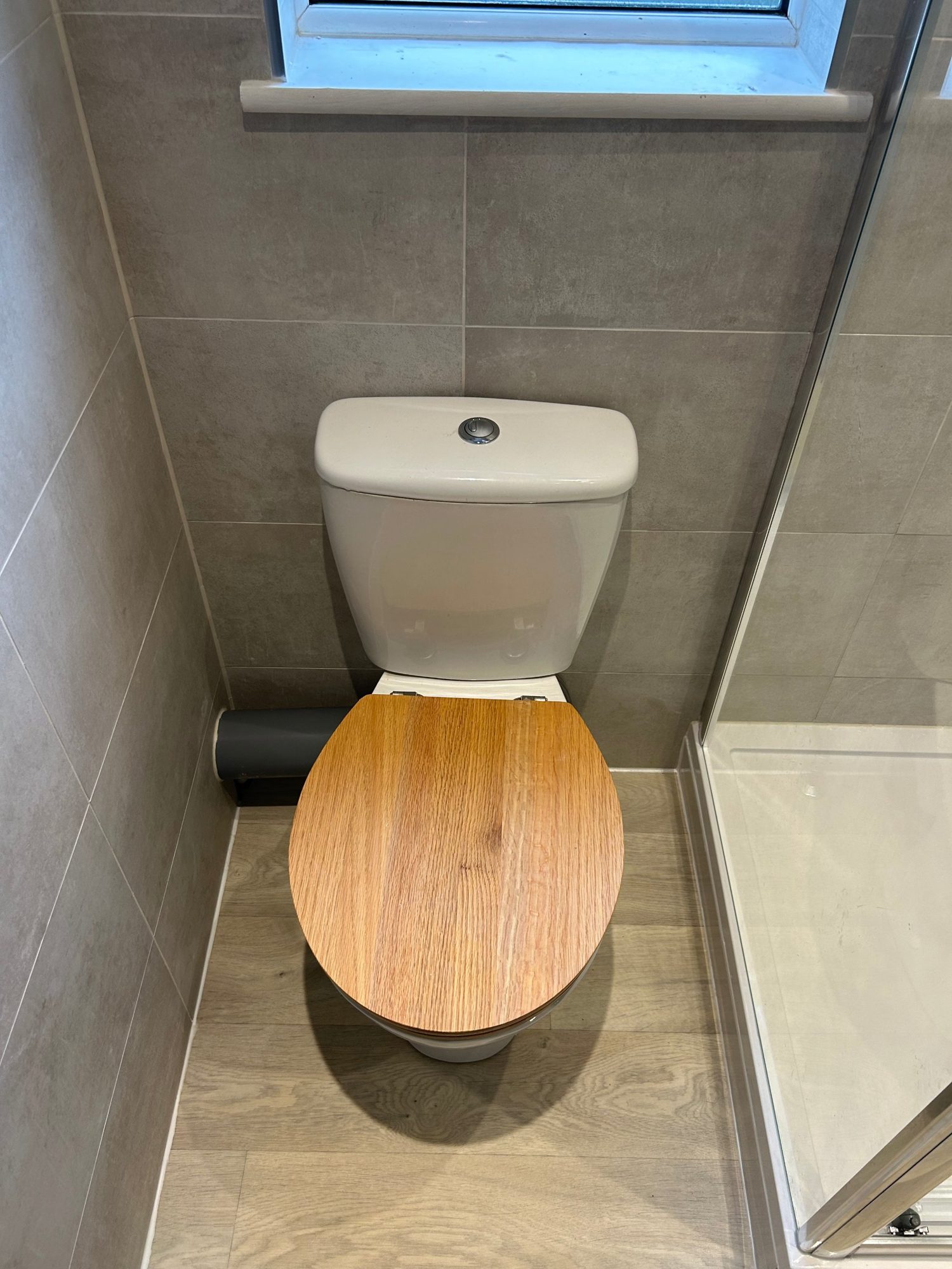 En-suite installation in Gloucestershire by Camms Bathrooms