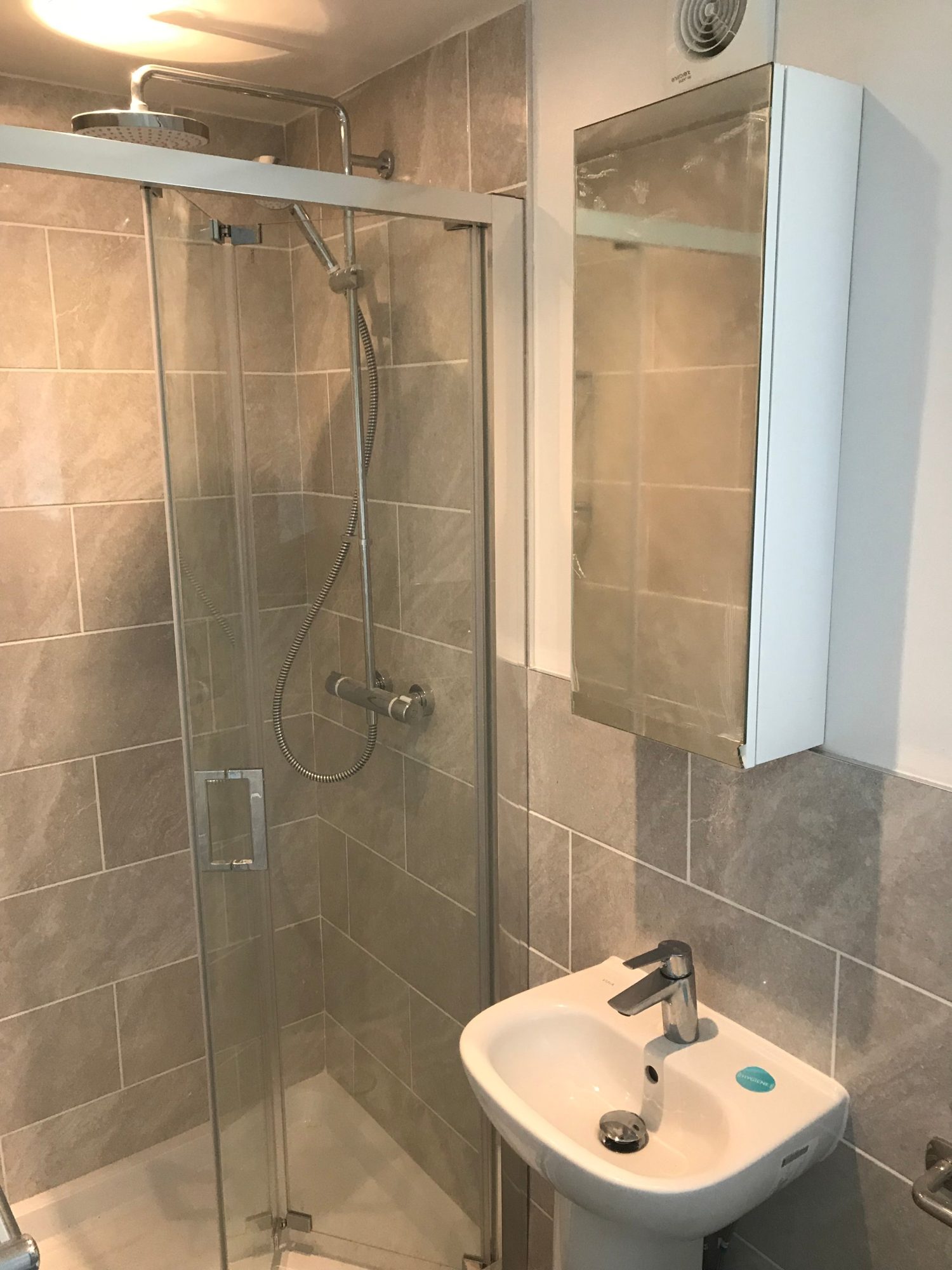 En-suite installation in Gloucestershire by Camms Bathrooms