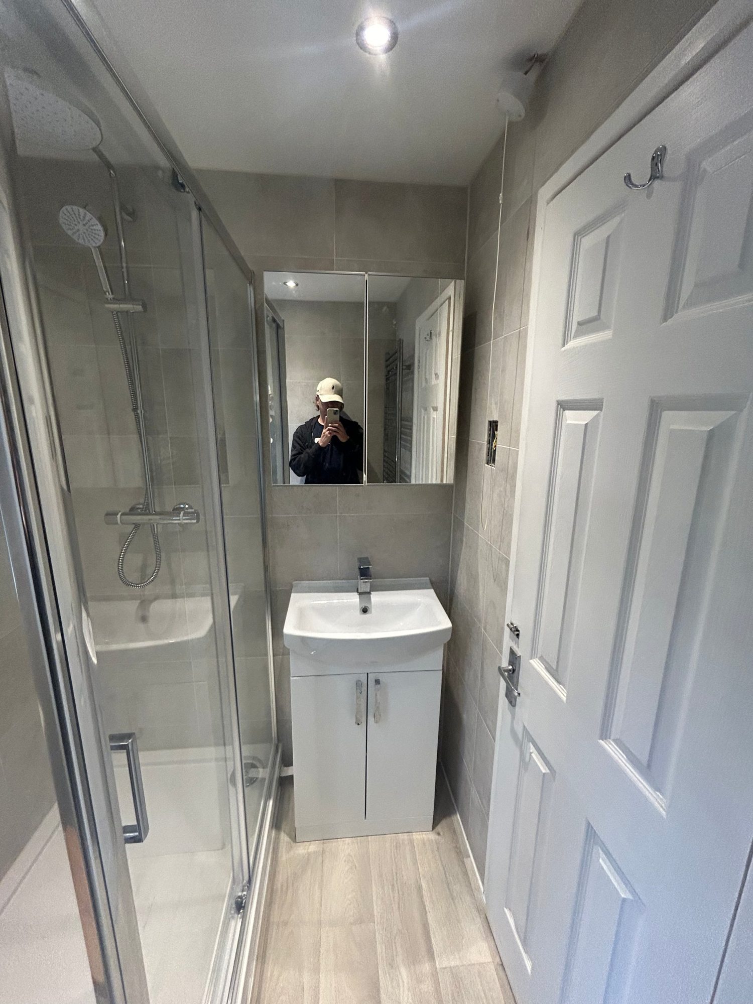 En-suite installation in Gloucestershire by Camms Bathrooms