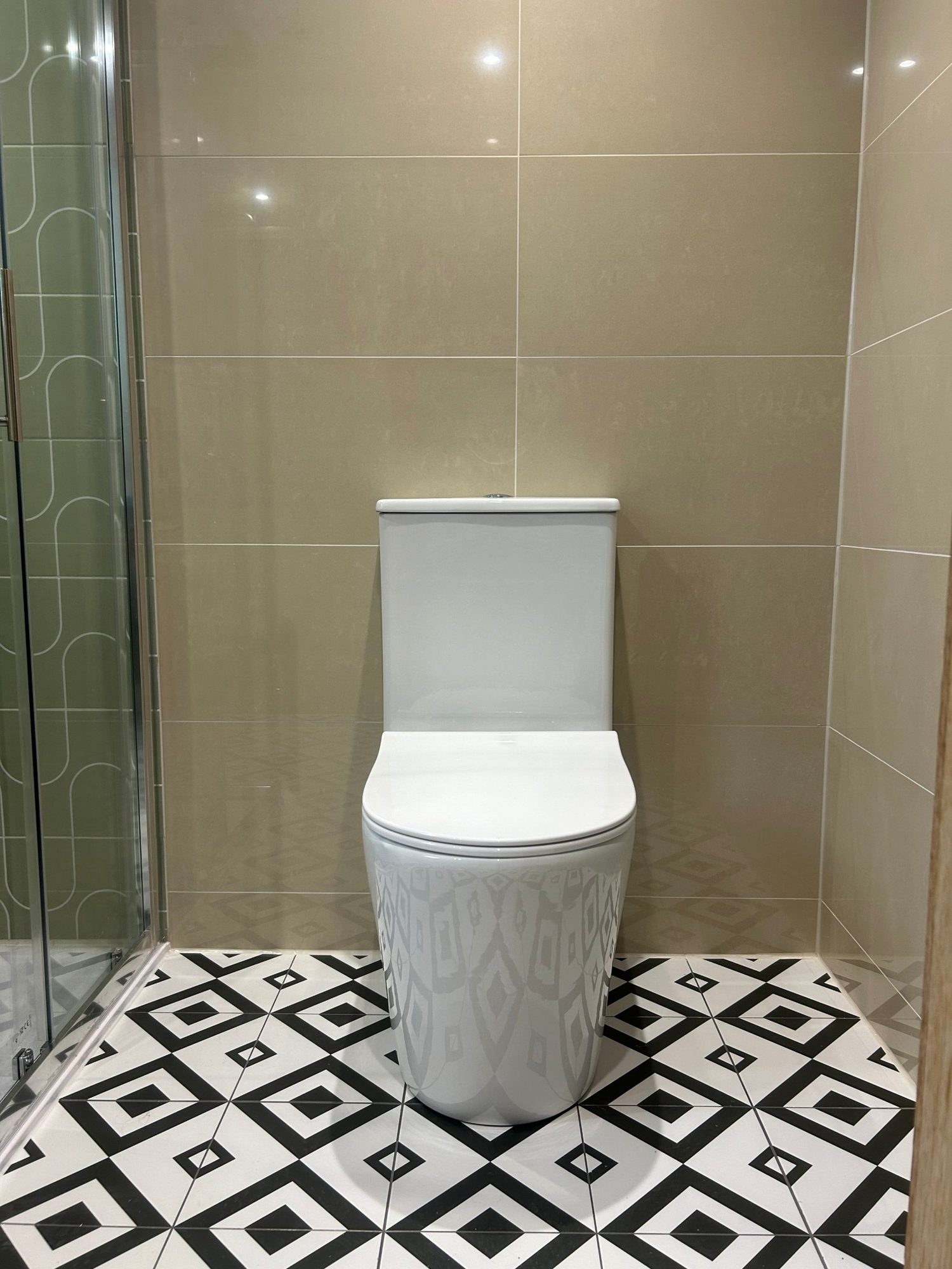 Bathroom tiling in Gloucestershire by Camms Bathrooms